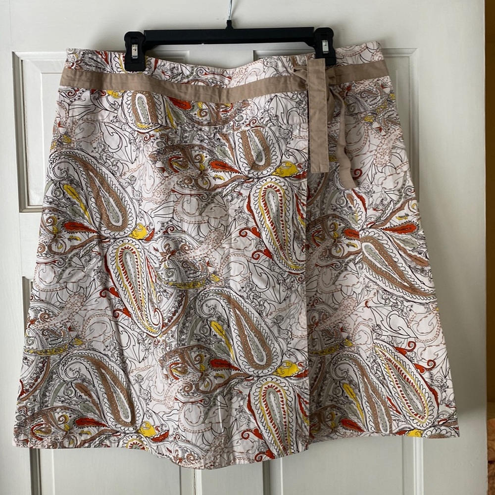 New Water Girl by Patagonia paisley wrap skirt size XL